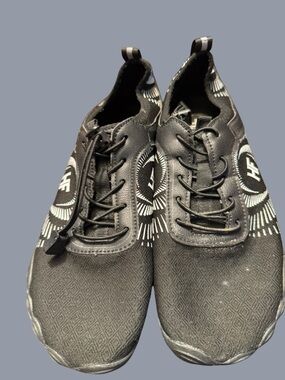 Hike Footwear barefoot shoes